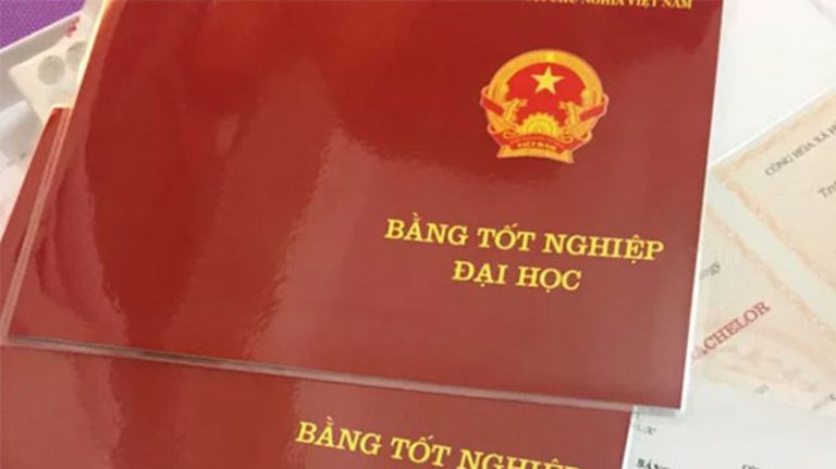 Làm bằng đại học từ phôi bằng thật