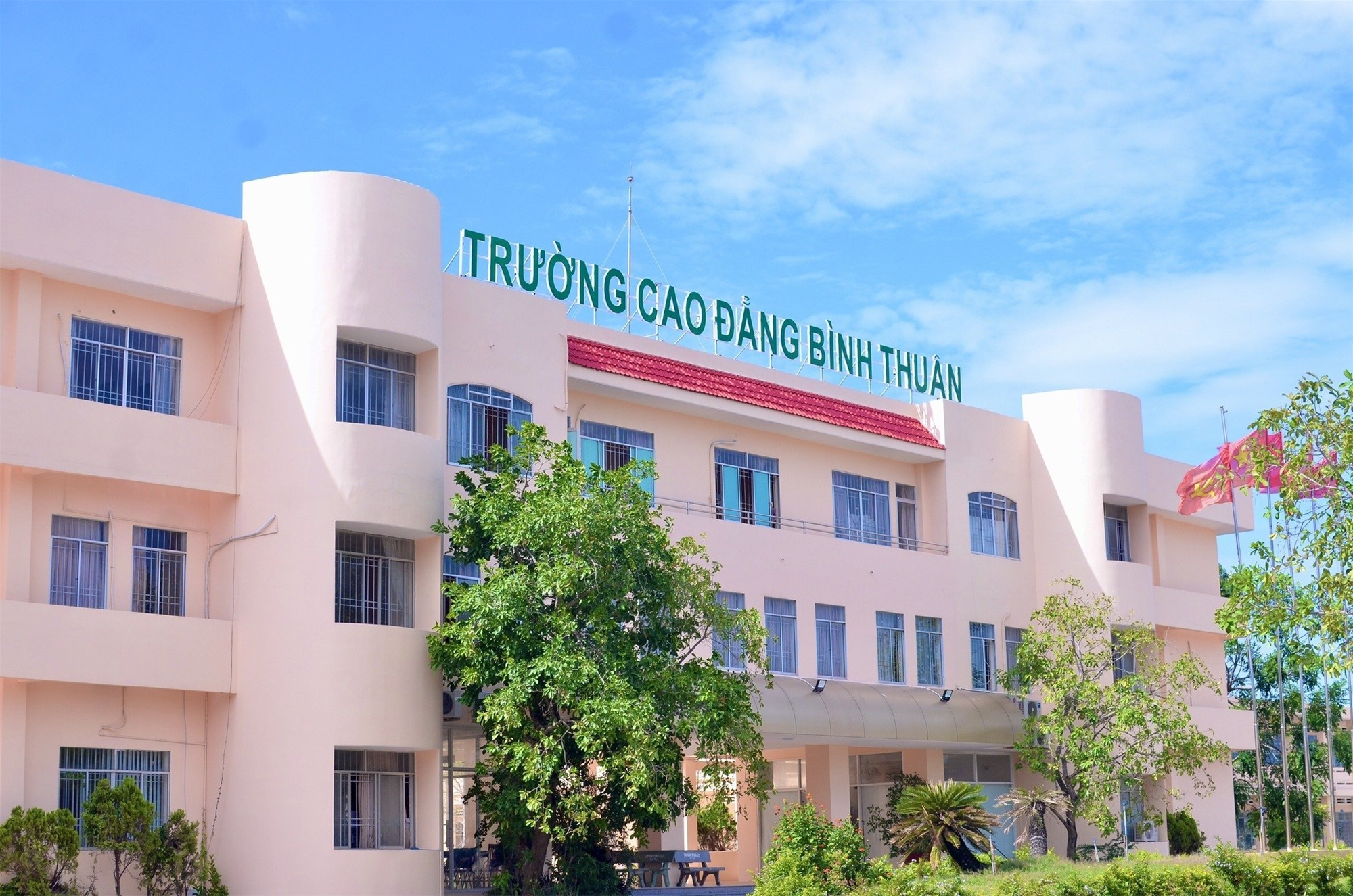 Cao đẳng Bình Thuận - Hình 1