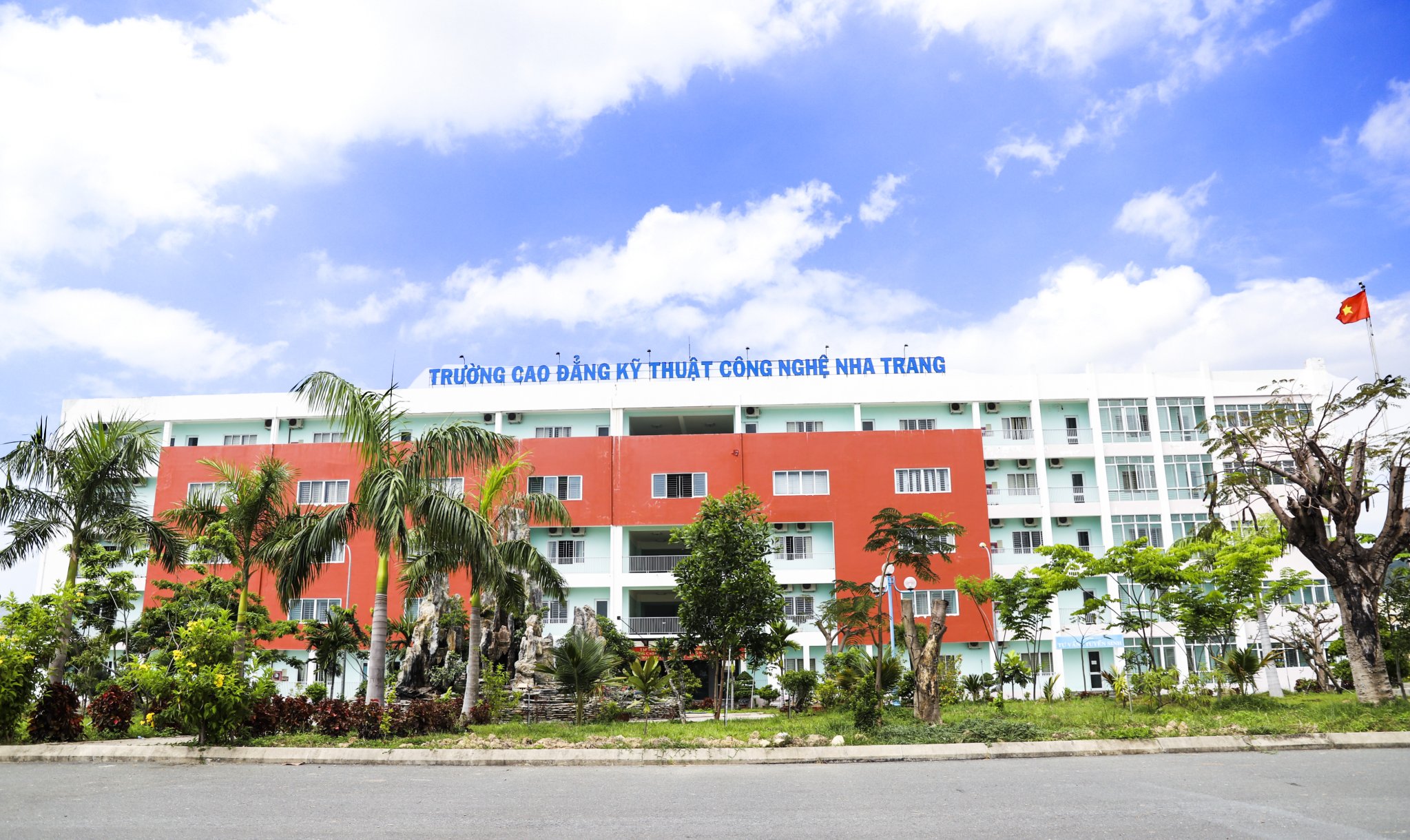 Cao đẳng Nghề Khánh Hòa - Hình 3