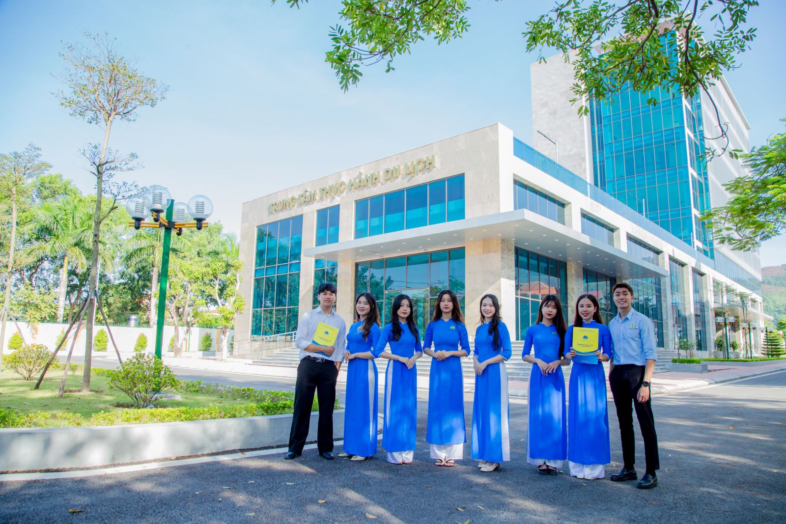 Trường Đại học Hạ Long - Hình 3