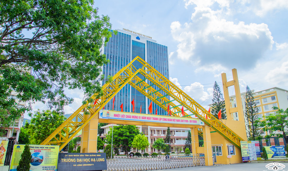 Trường Đại học Hạ Long