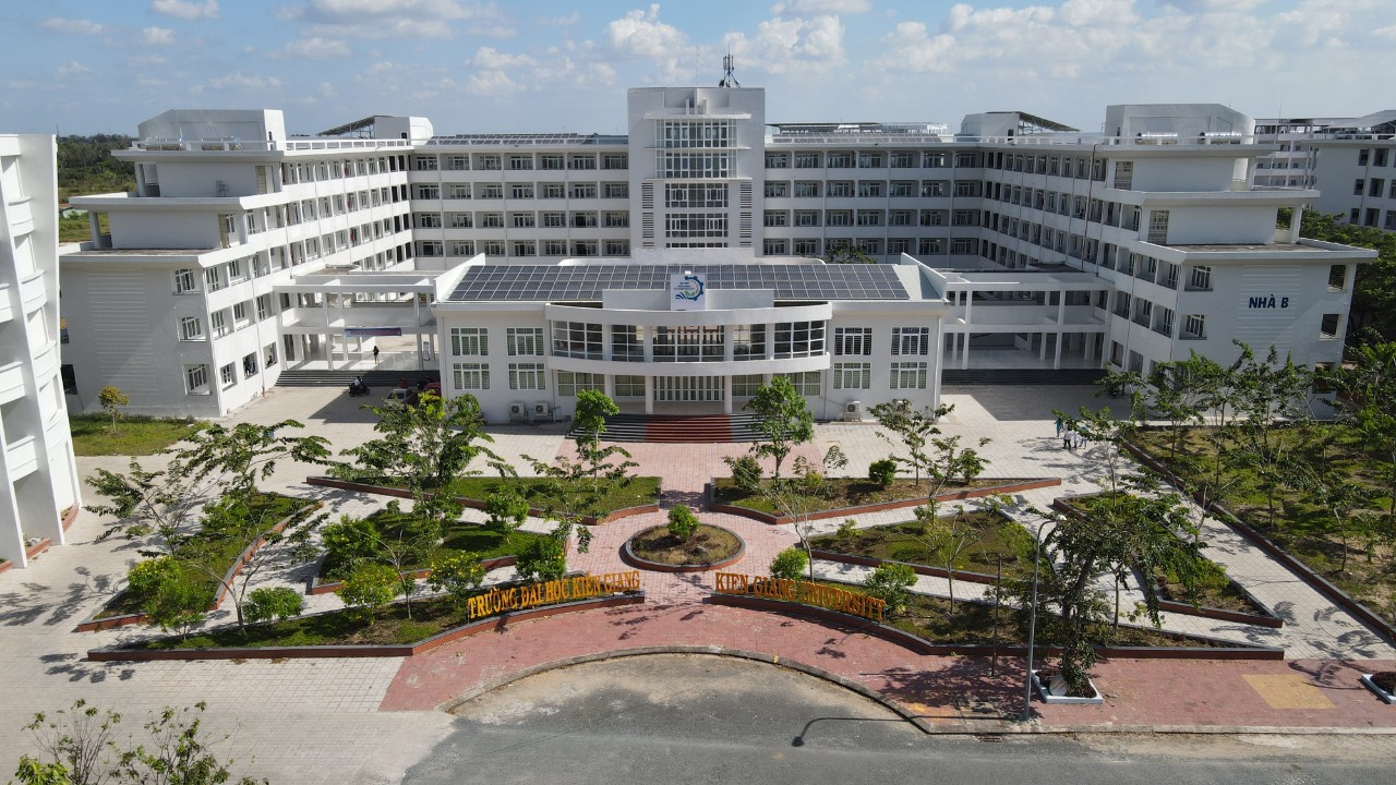 Trường Đại học Kiên Giang
