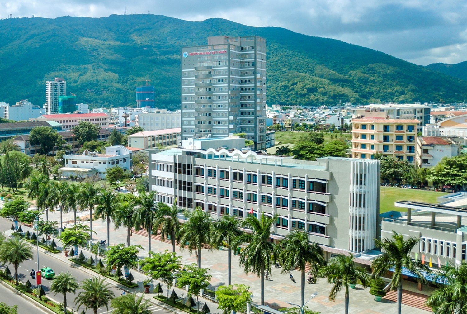 Trường Đại học Quy Nhơn - Hình 3