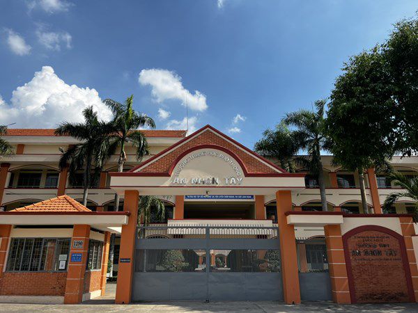 Trường THPT An Nhơn Tây
