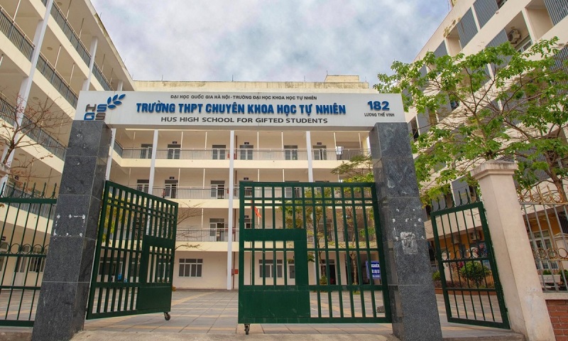 Trường THPT Chuyên Khoa học Tự nhiên - Hình 3