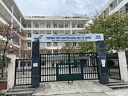 Trường THPT Chuyên Khoa học Tự nhiên