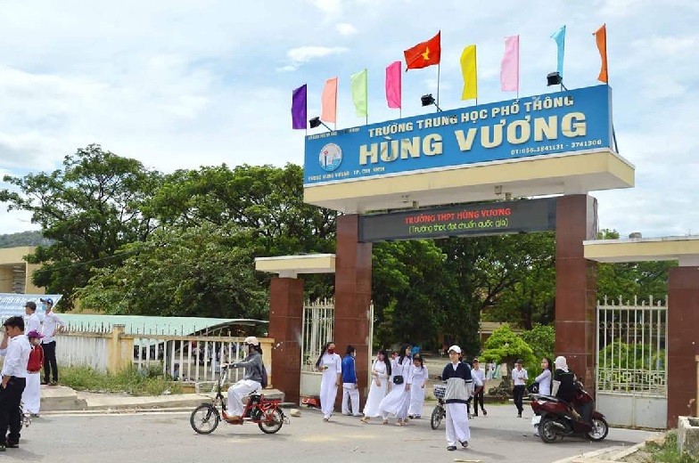 Trường THPT Hùng Vương - Hình 3