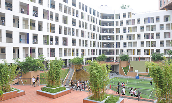 Trường THPT Marie Curie Hà Nội - Hình 4