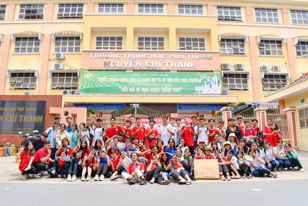 Trường THPT Nguyễn Chí Thanh - Hình 1