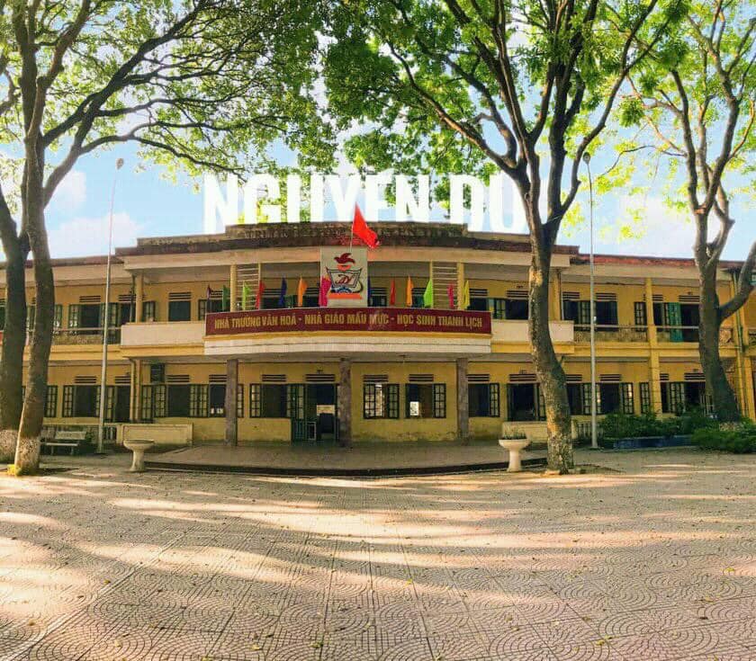 Trường THPT Nguyễn Du Hà Nội