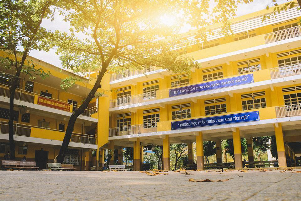 Trường THPT Nguyễn Thượng Hiền - Hình 4