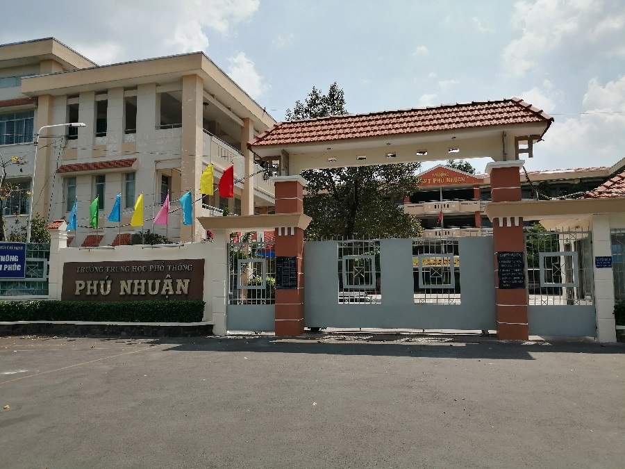 Trường THPT Phú Nhuận - Hình 2