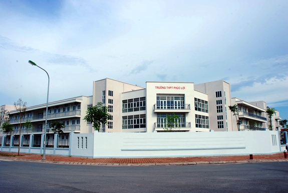 Trường THPT Phúc Lợi - Hình 2