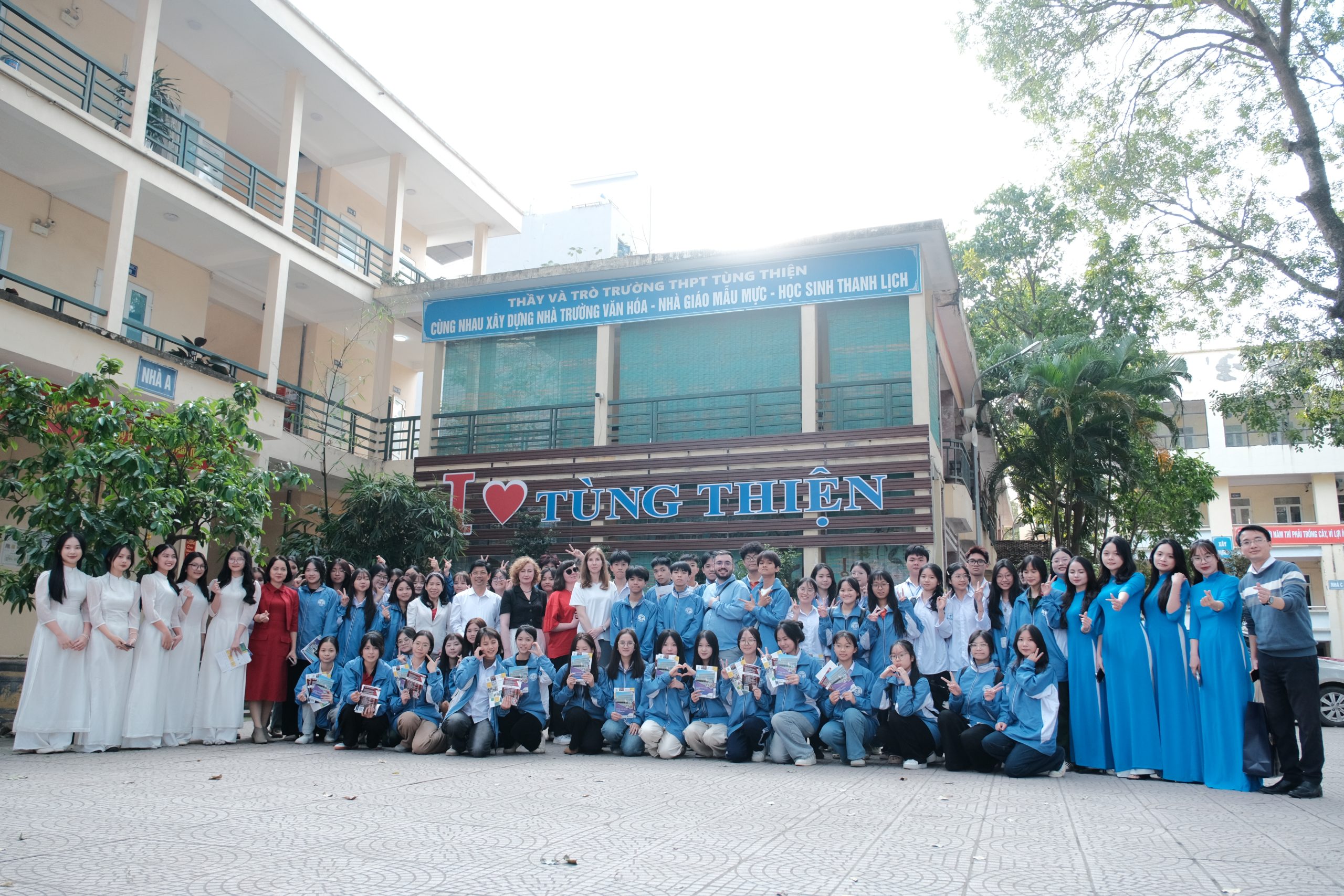 Trường THPT Tùng Thiện - Hình 3