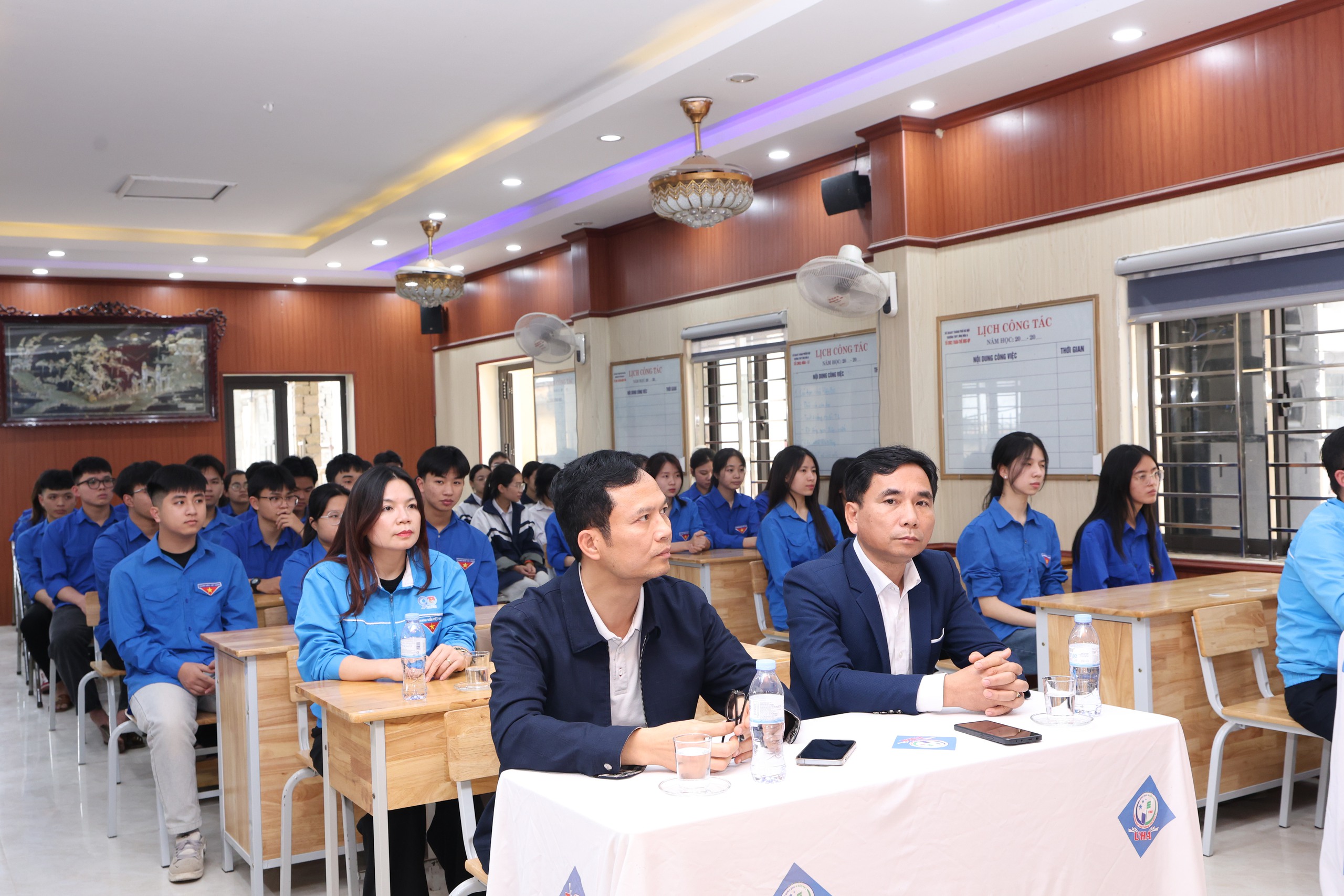 Trường THPT Vân Đình - Hình 2