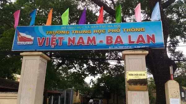 Trường THPT Việt Nam - Ba Lan - Hình 1