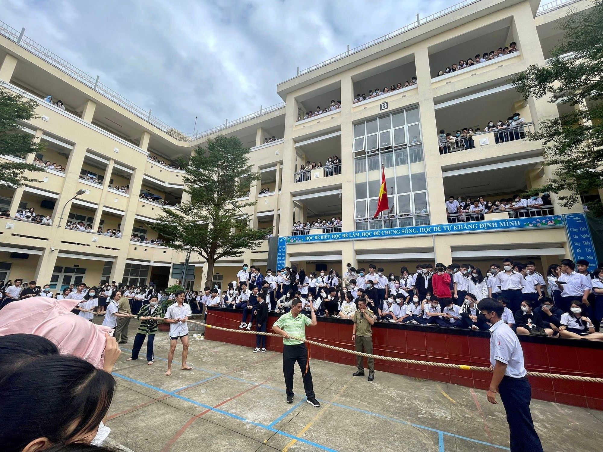 Trường THPT Võ Thị Sáu - Hình 4