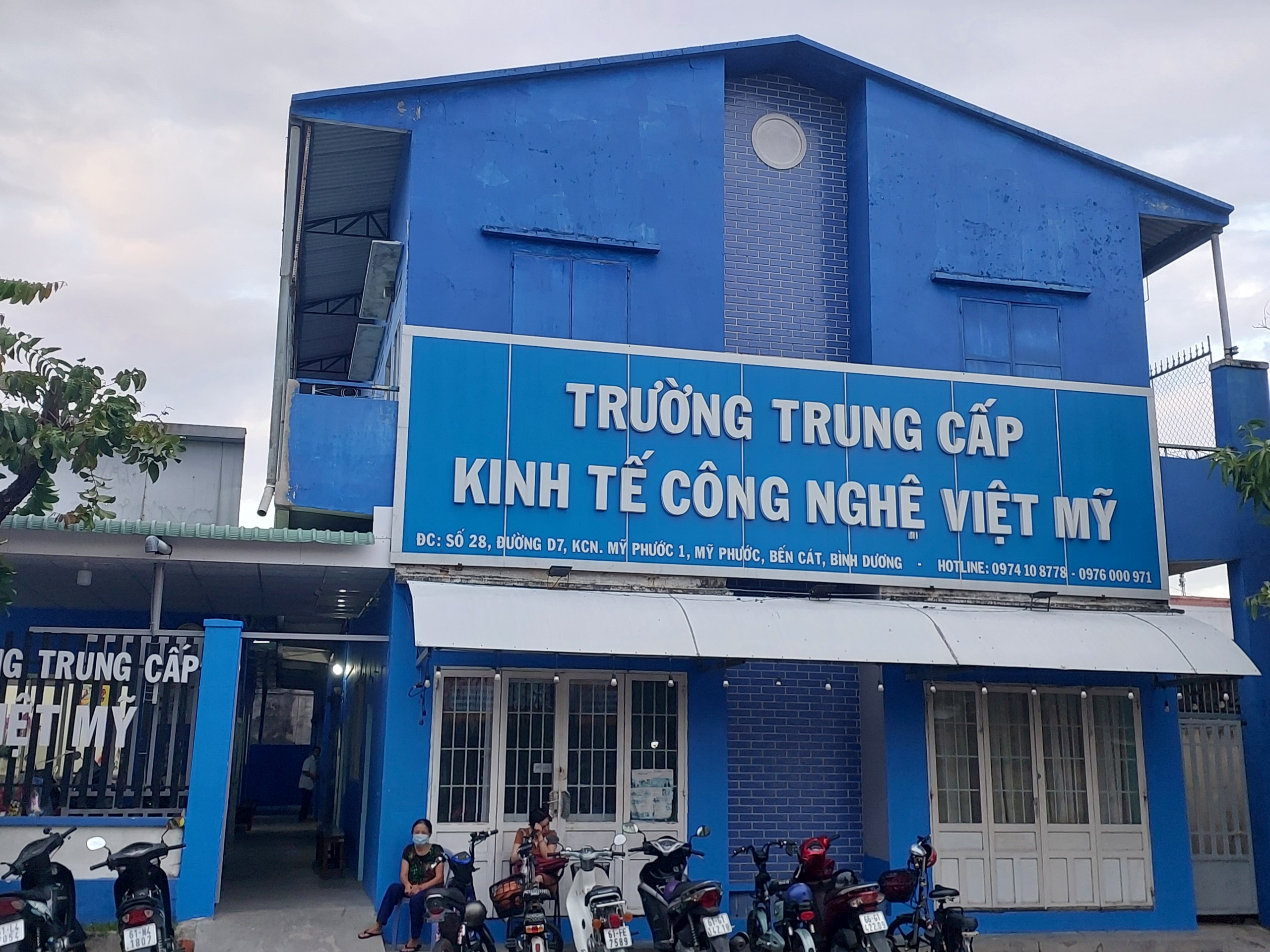 Trường Trung cấp Công nghệ Việt Mỹ