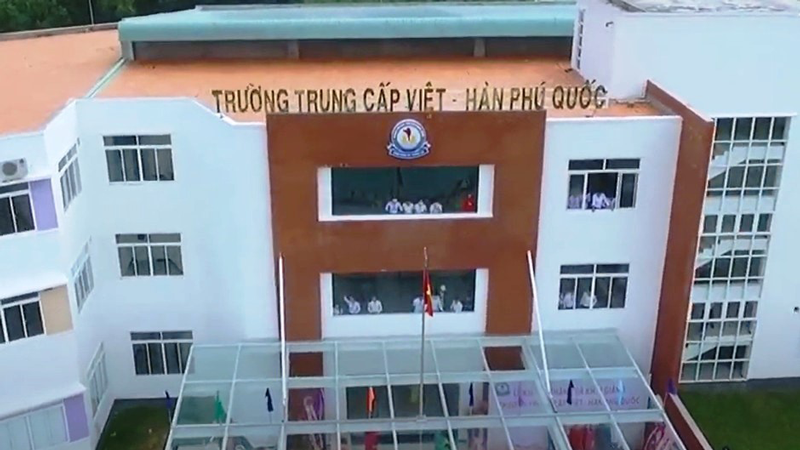 Trường Trung cấp Việt Hàn Phú Quốc